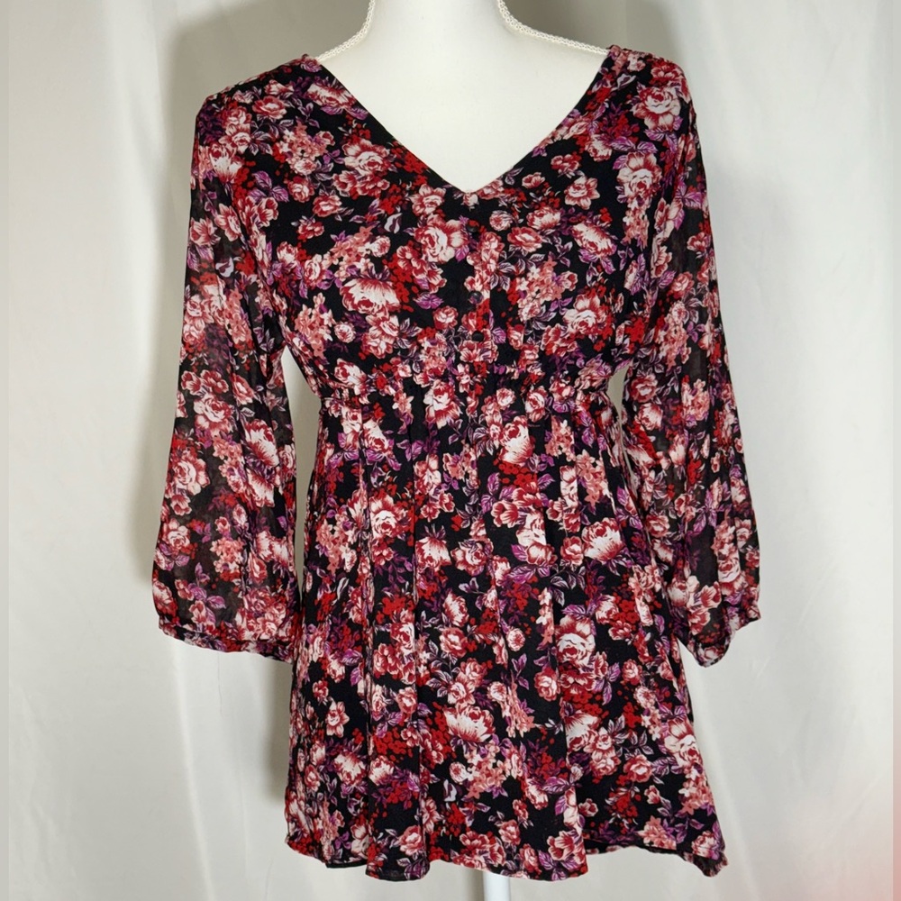 Isabel Maternity Top Black Red Pink Flowers Chiffon 3/4
Sleeve Maternity Medium